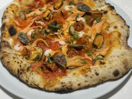 Pizza Frutti Di Mare ( Deniz Mahsüllü )